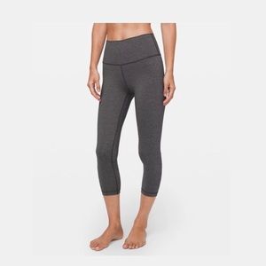 NWT Lululemon Wunder Under HR Crop
21" *Luxt